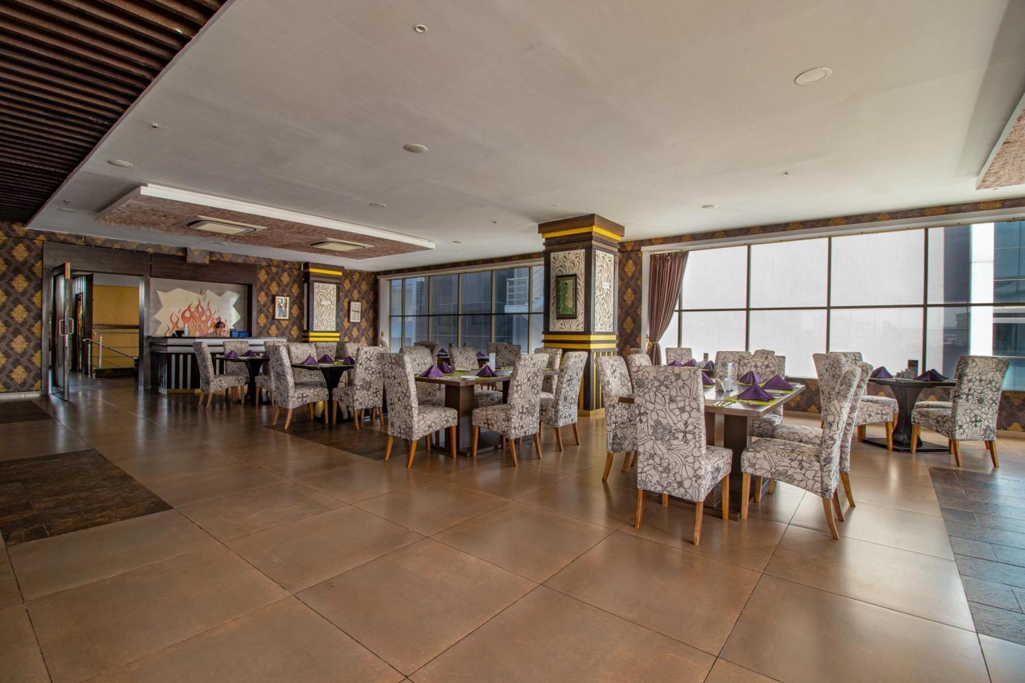 Golden Tulip Westlands Nairobi Hotel Buitenkant foto